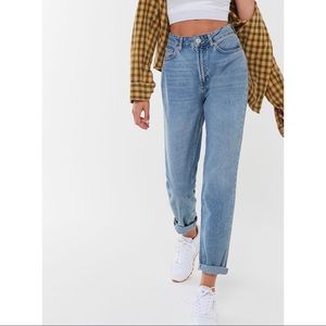 BDG high waisted mom jeans - light wash
